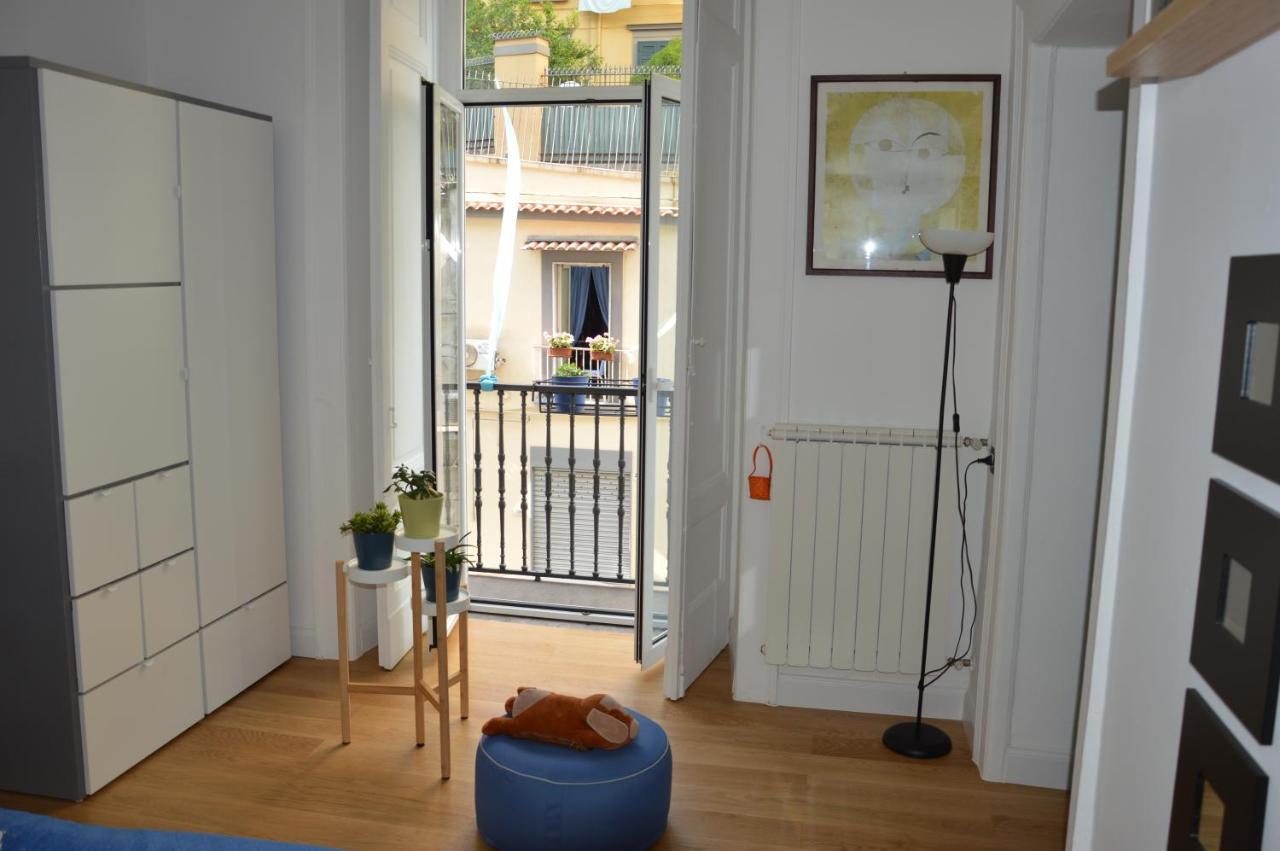 Apartamento Casa Flora Al Corso Nápoles Exterior foto